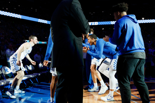 Jonny David.


Kentucky beats Florida, 66-57.

 
Photo by Elliott Hess | UK Athletics