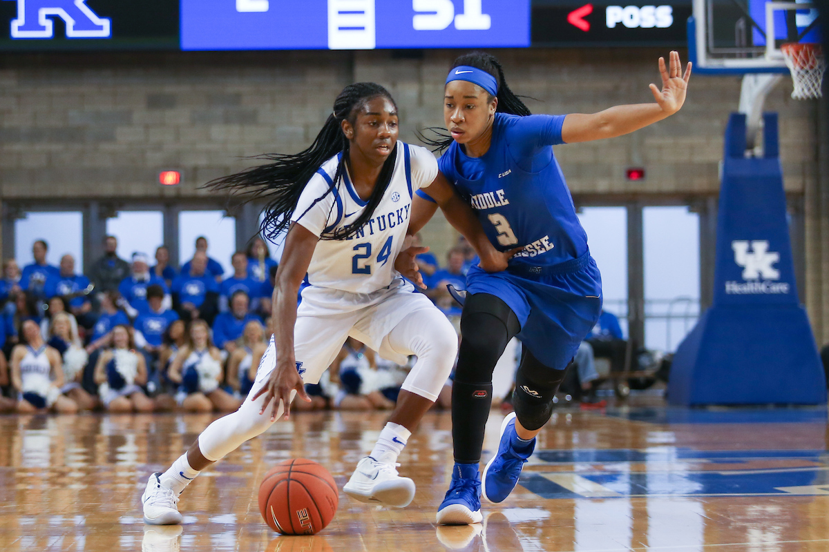 Taylor Murray

Women's Basketball beat MTSU on Saturday, December 15, 2018. 

Photo by Hannah Phillips  | UK Athletics