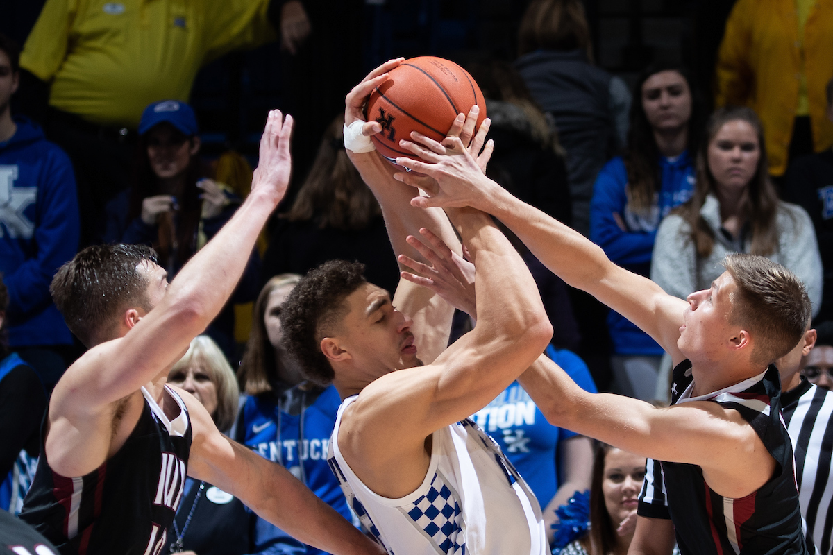 Reid Travis

Men's Basketball beats IUP 86-64.

Photo by Mark Mahan | UK Athletics