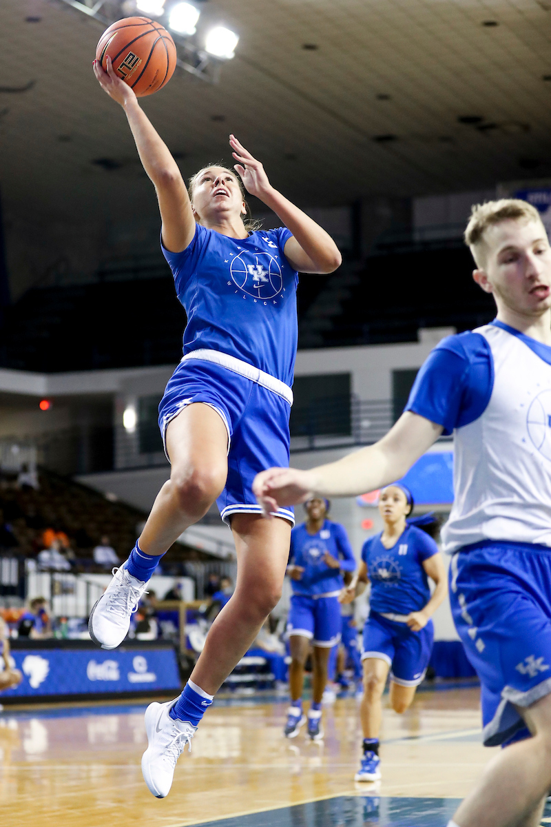 Blair Green.

Women’s blue-white.

Photos by Chet White | UK Athletics