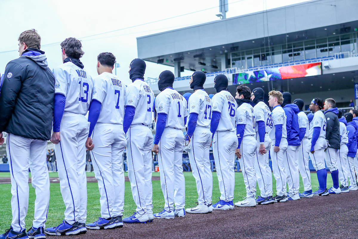 Team.

Kentucky defeats Western Michigan 14-3.

Photo by Sarah Caputi | UK Athletics