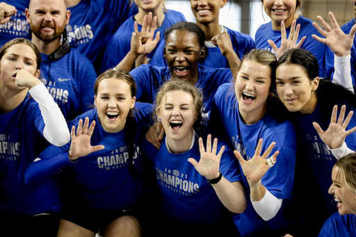 Team.

Kentucky sweeps Florida, 3-0.

Photos by Chet White | UK Athletics