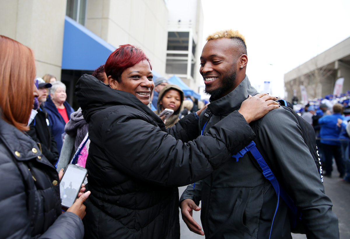 Mike Edwards


UK Football beats MTSU 34-23 on Senior Day at Kroger Field. 

Photo by Britney Howard | UK Athletics