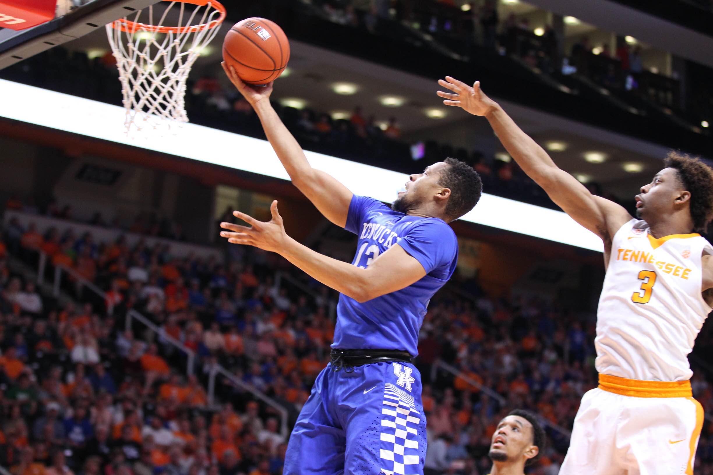 Cats Fall at Tennessee, 84-77