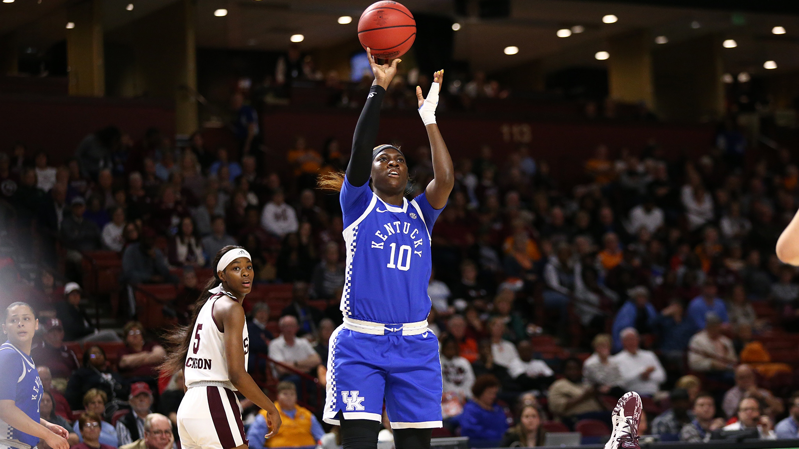 Wooden Award Midseason Top 25 Includes Kentucky’s Rhyne Howard