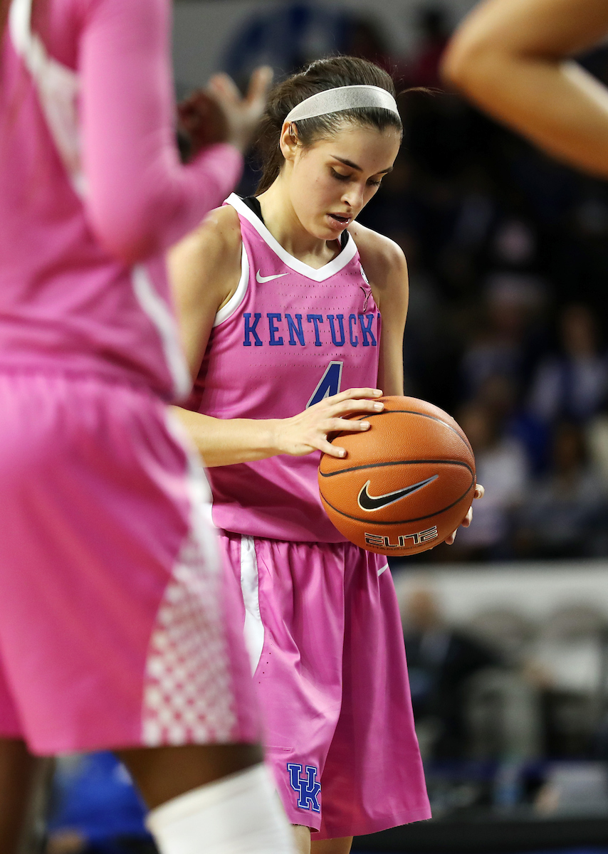 Maci Morris

The UK Women's Basketball team beat Arkansas.
Photo by Britney Howard | UK Athletics