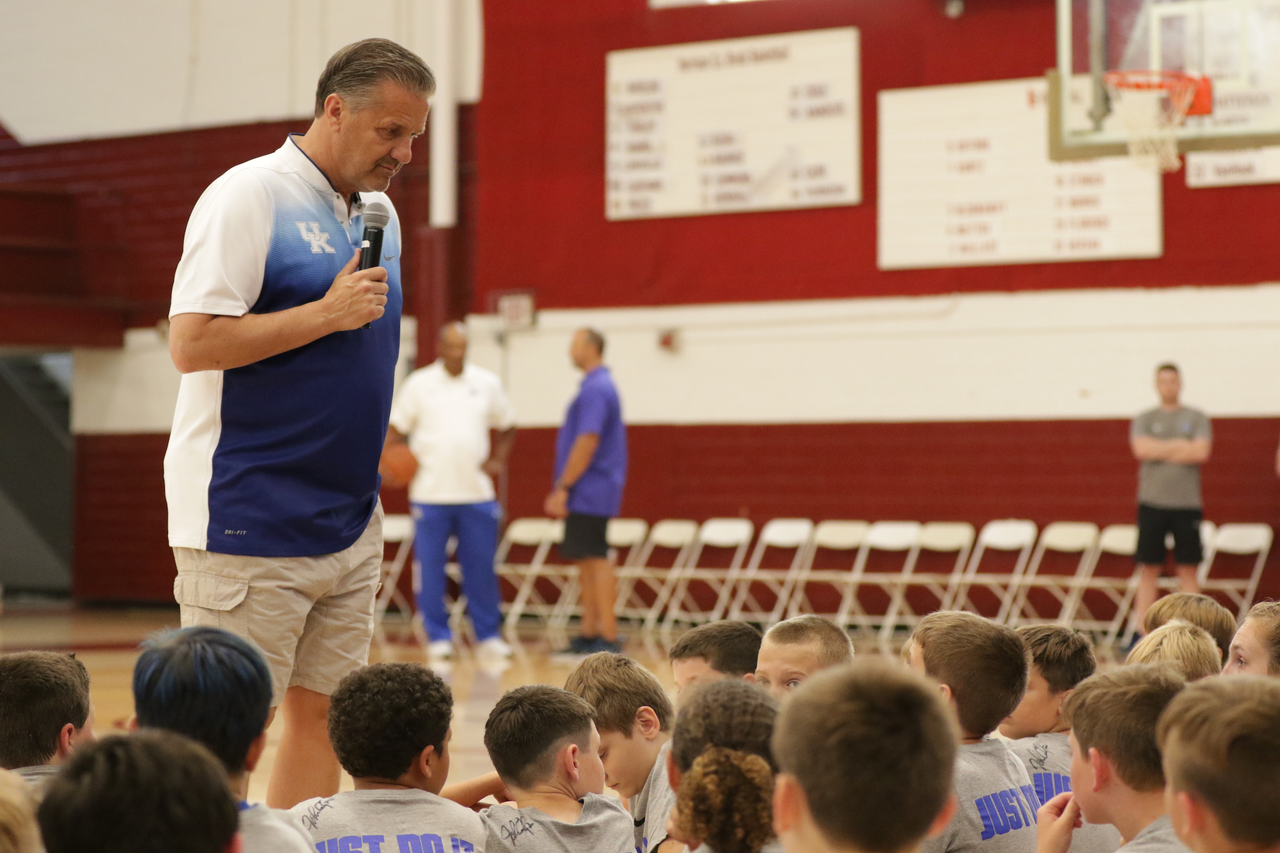 The Kentucky men's basketball team at its second day in Harrison County in Cynthiana, Kentucky, during the Satellite Camp tour. June 6, 2019. 

Photo by Eddie Justice | UK Athletics