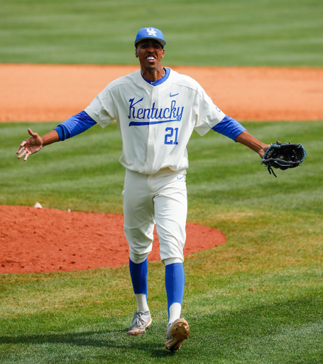 JUSTIN LEWIS.

The University of Kentucky baseball team beats Florida, 3-2, Saturday, April 21, 2018 at Cliff Hagen Stadium in Lexington, Ky.

Photo by Elliott Hess | UK Athletics