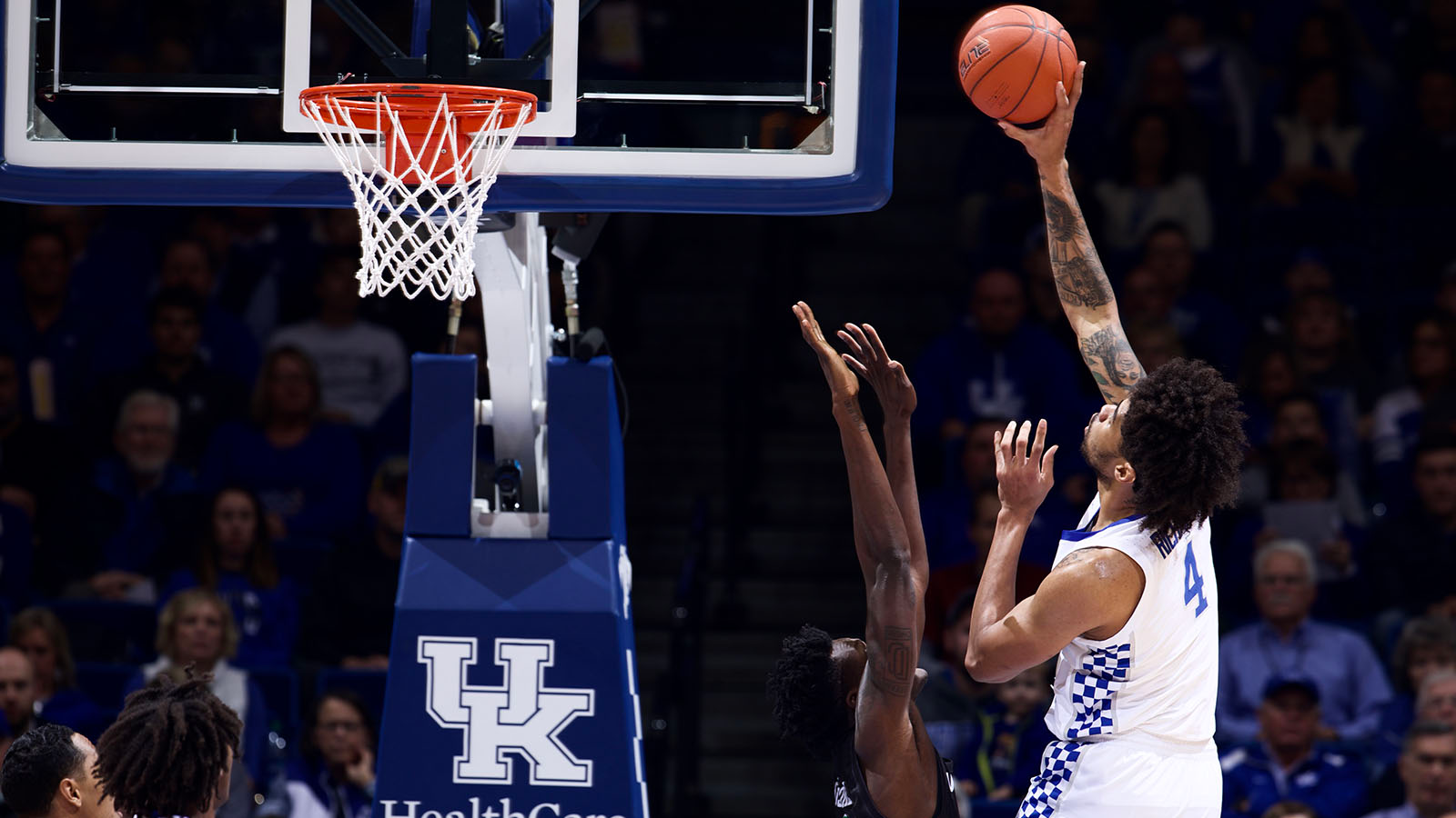 Hagans, Richards to the Rescue as UK Avoids Upset