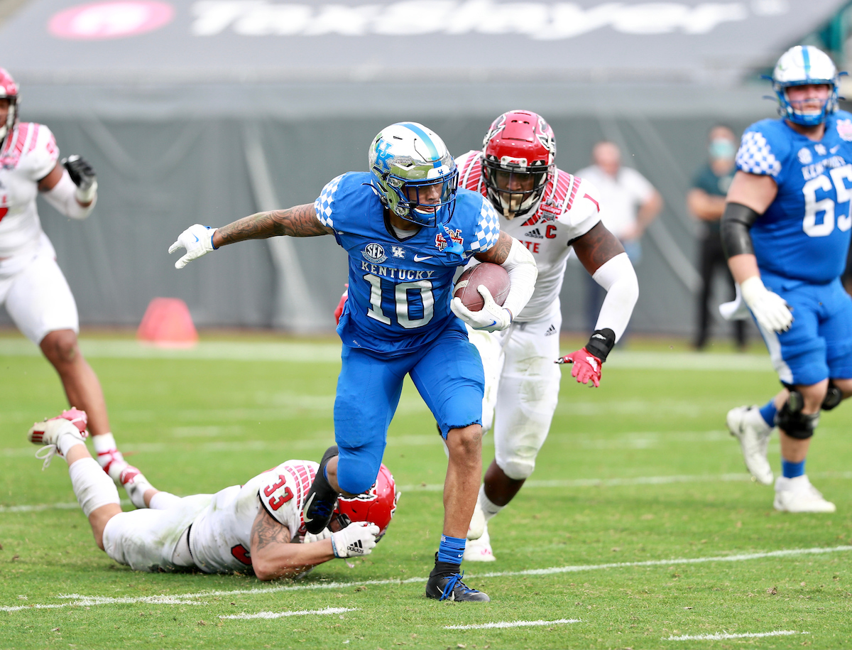 AJ Rose

Kentucky beats NC State 23-21

Photo by Jacob Noger | UK Football