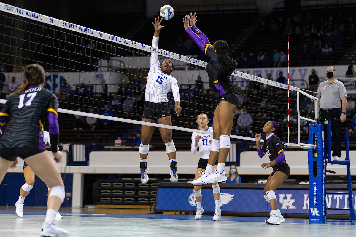 Azhani Tealer.

Kentucky sweeps LSU 3 - 0

Photo by Grant Lee | UK Athletics