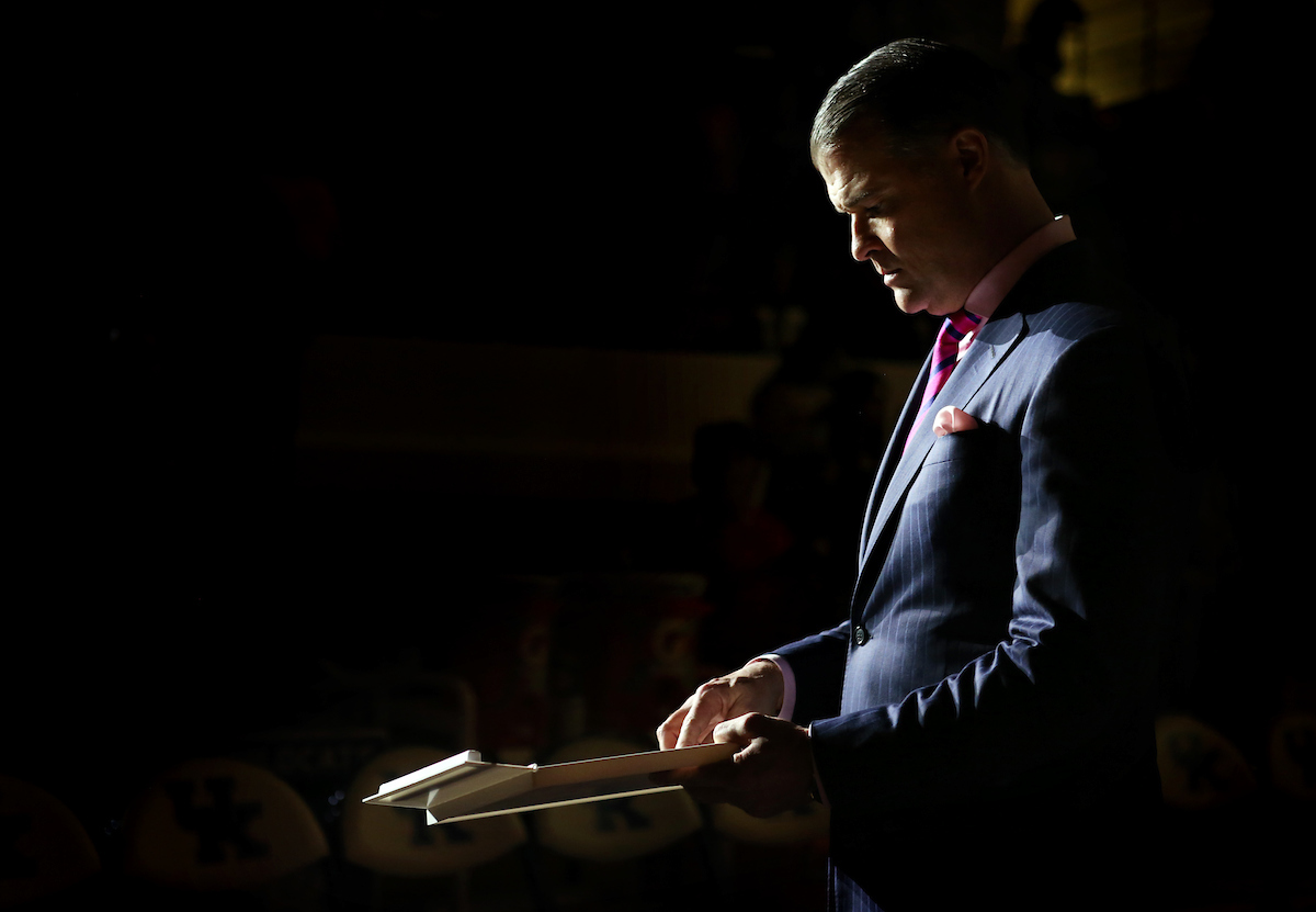 Matthew Mitchell

The University of Kentucky women's basketball beat Arkansas on Thursday, February 15, 2018 at Memorial Coliseum.

Photo by Britney Howard | UK Athletics