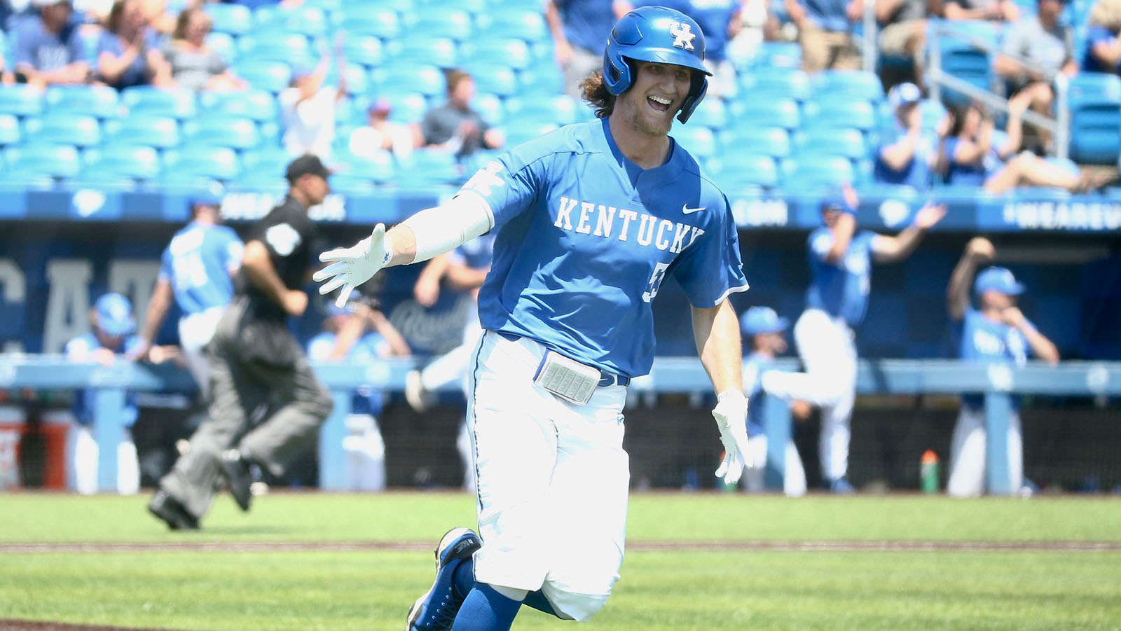 California Love: Fogel, Ritter Lead Kentucky to Win Over No. 19 Vanderbilt