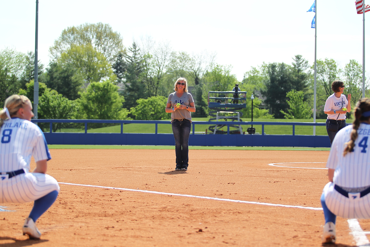 The University of Kentucky softball team during Game 1 against South Carolina for Senior Day on Sunday, May 6th, 2018 at John Cropp Stadium in Lexington, Ky.

Photo by Quinn Foster I UK Athletics