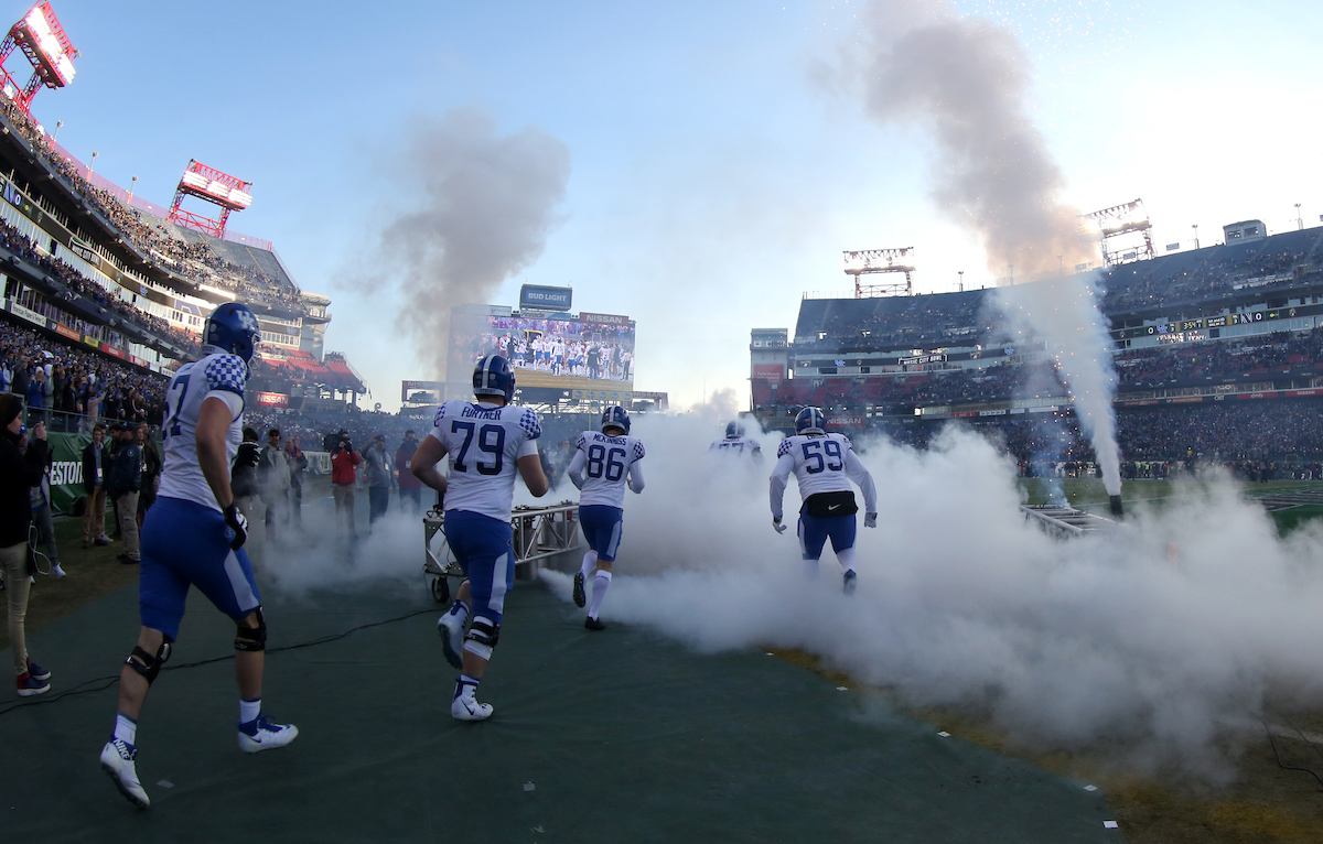 Bowl Game Intro

The University of Kentucky football team falls to Northwestern 23-24 in the Music City Bowl on Friday, December 29, 2017, at Nissan Field in Nashville, Tn.


Photo By Barry Westerman | UK Athletics