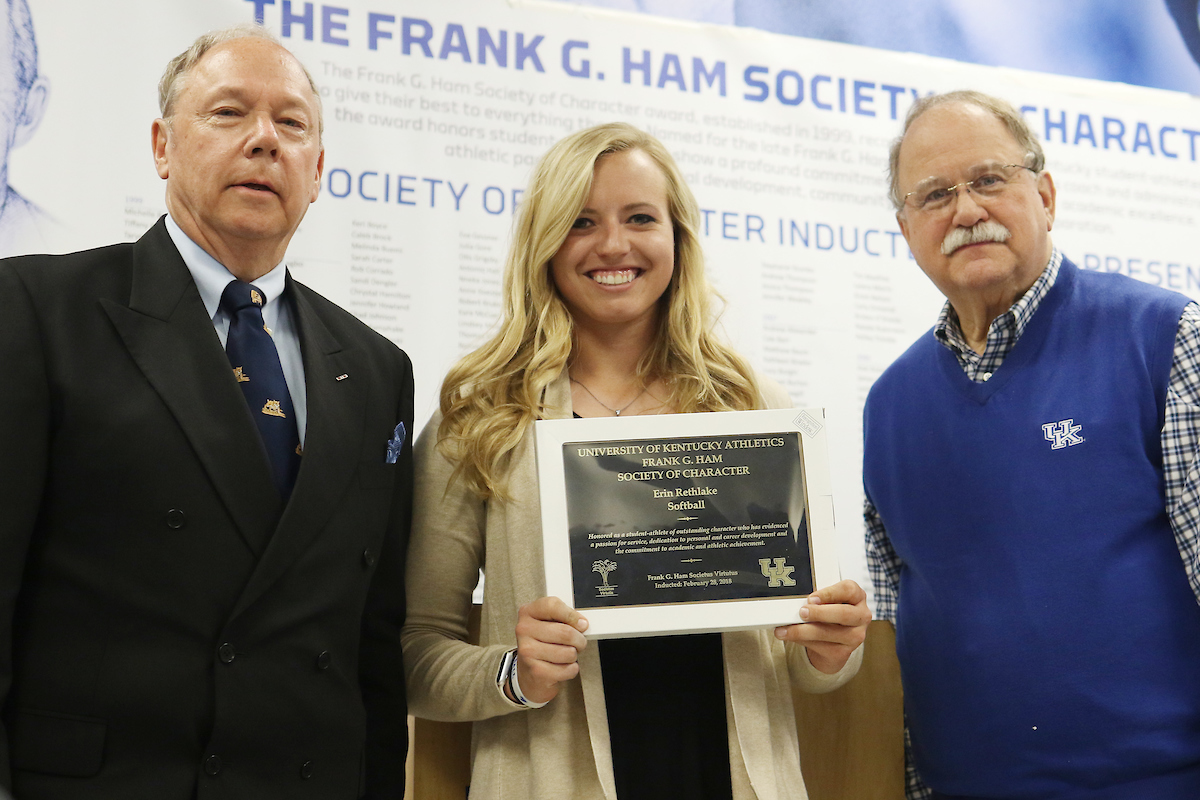 Erin Rethlake.

Frank G. Hamm Society of Character 2018.

Photo by Quinn Foster I UK Athletics