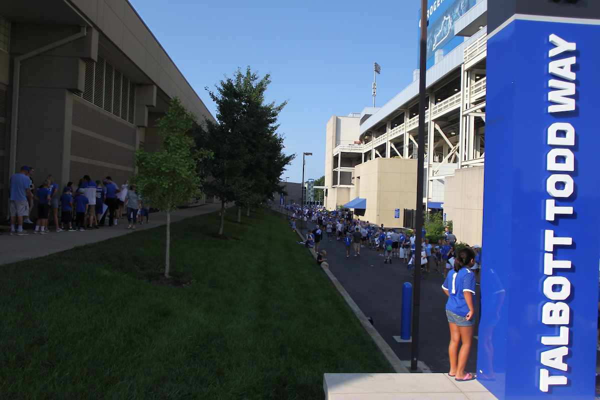 Fan.

The University of Kentucky football team hosts fan day on Saturday August 4th, 2018 in Lexington, Ky.

Photo by Quinlan Ulysses Foster I UK Athletics