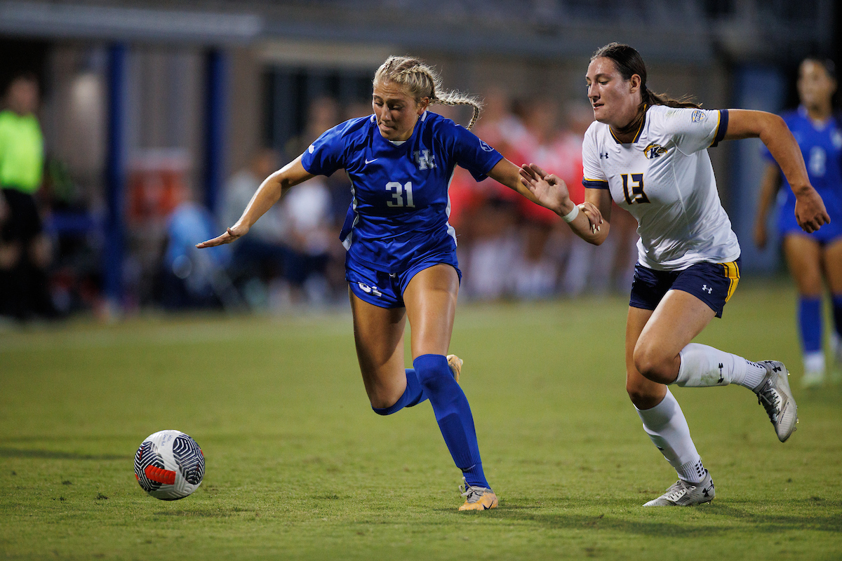 No. 20 Women’s Soccer Opens SEC Play Against Florida