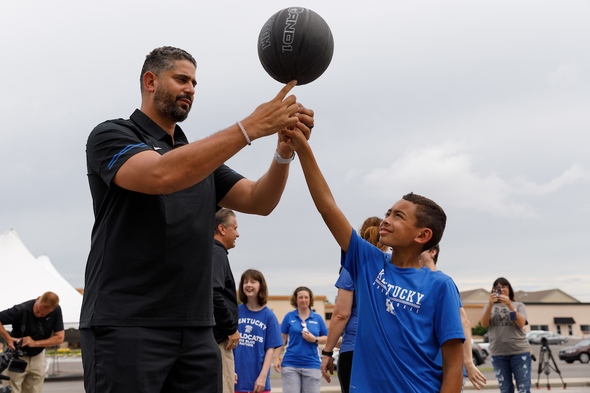 Orlando Antigua.

Some of the Kentucky men's basketball team visited the Pillar Community Engagement Center on Tuesday in Crestwood, Kentucky.

Photo by Elliott Hess | UK Athletics