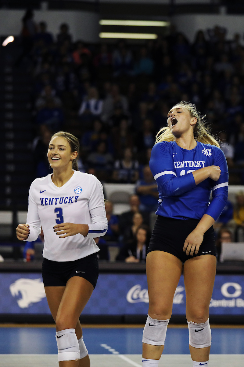 Madison Lilley. Gabby Curry.

The University of Kentucky volleyball team defeats Ole Miss.

Photo by Quinn Foster