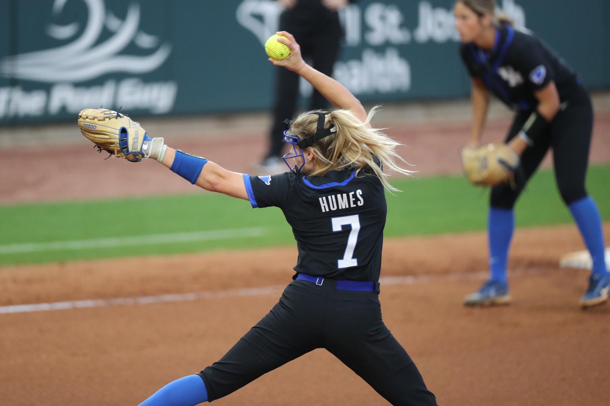 Humes’ Career-High 11 Strikeouts Sends No. 17 UK Past Texas A&M