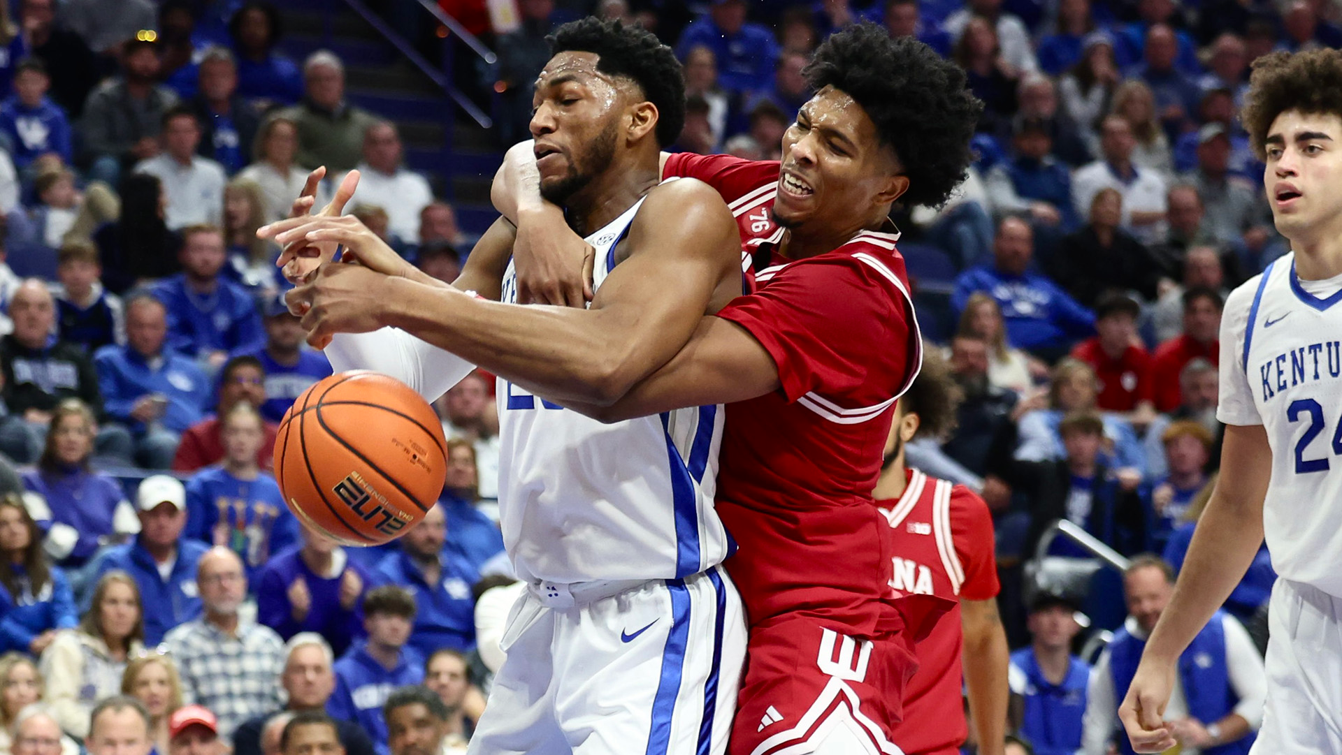 Dioubate, Lowe Lead Second-Half Comeback as Cats Top Hoosiers