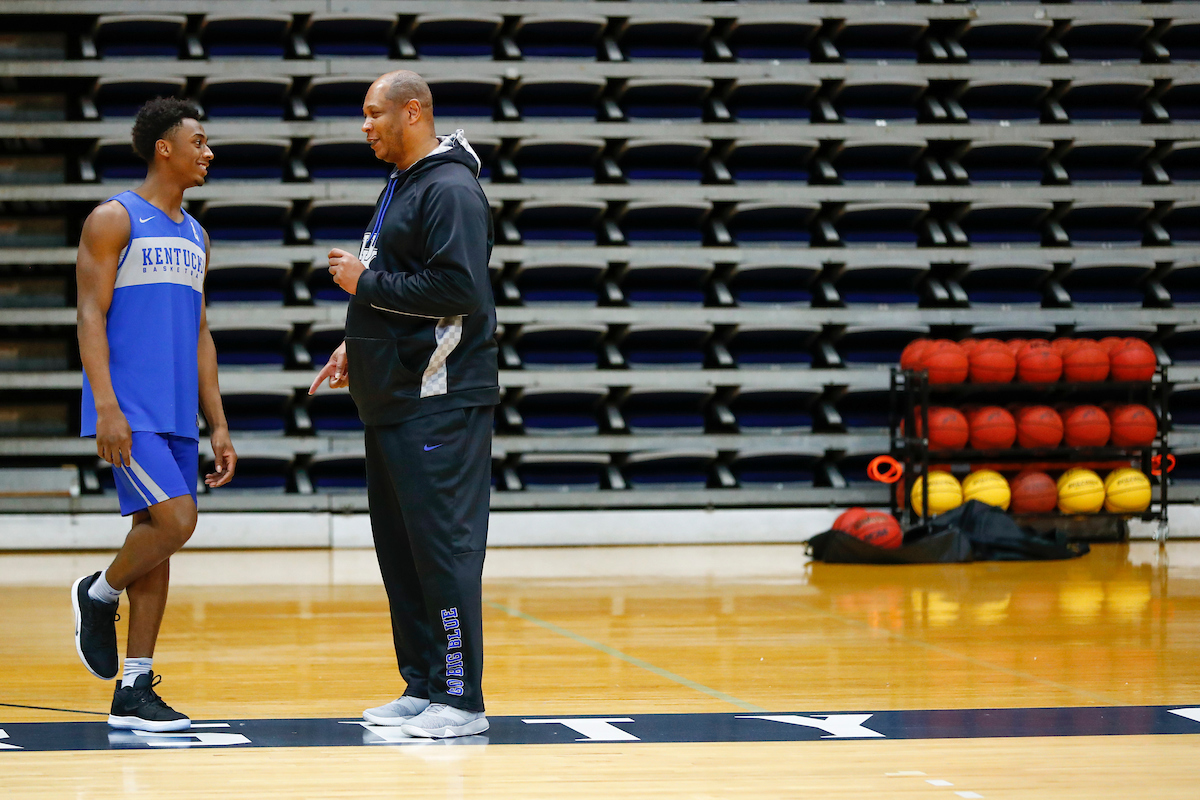 Ashton Hagans. Kenny Payne.

Practice and pressers. 

Photo by Chet White | UK Athletics