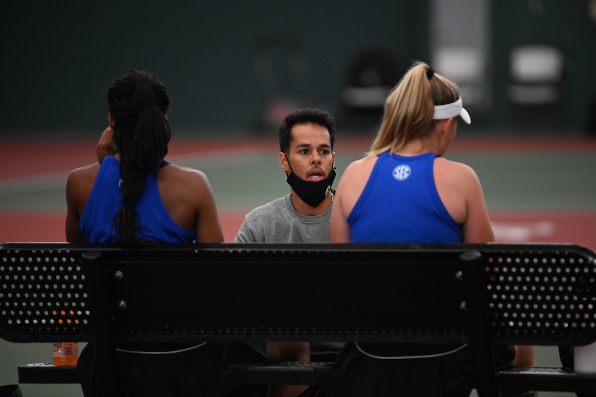 4/21/21 WTE 2021 SEC Women's Tennis Championship AMB0

Photo by Austin Bigoney