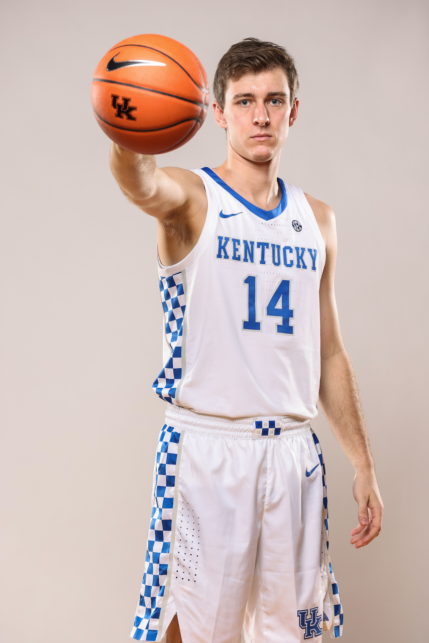 BRENNAN CANADA.

Photo by Elliott Hess | UK Athletics