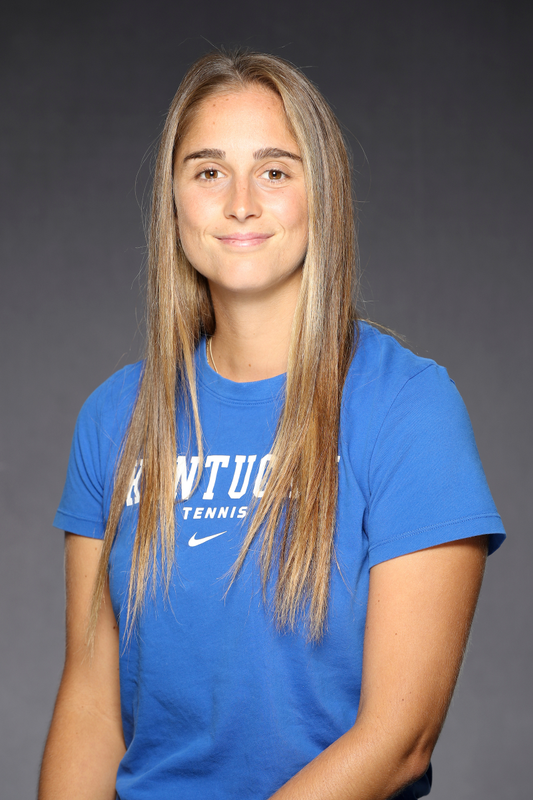 Carlota  Molina - Women's Tennis - University of Kentucky Athletics