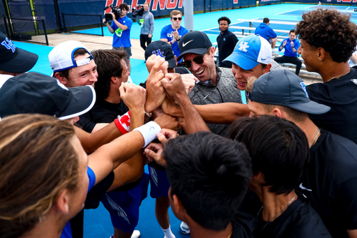 Huddle. Team.

Kentucky falls to Virginia 4-0 at the National Championship.

Photo by Eddie Justice | UK Athletics