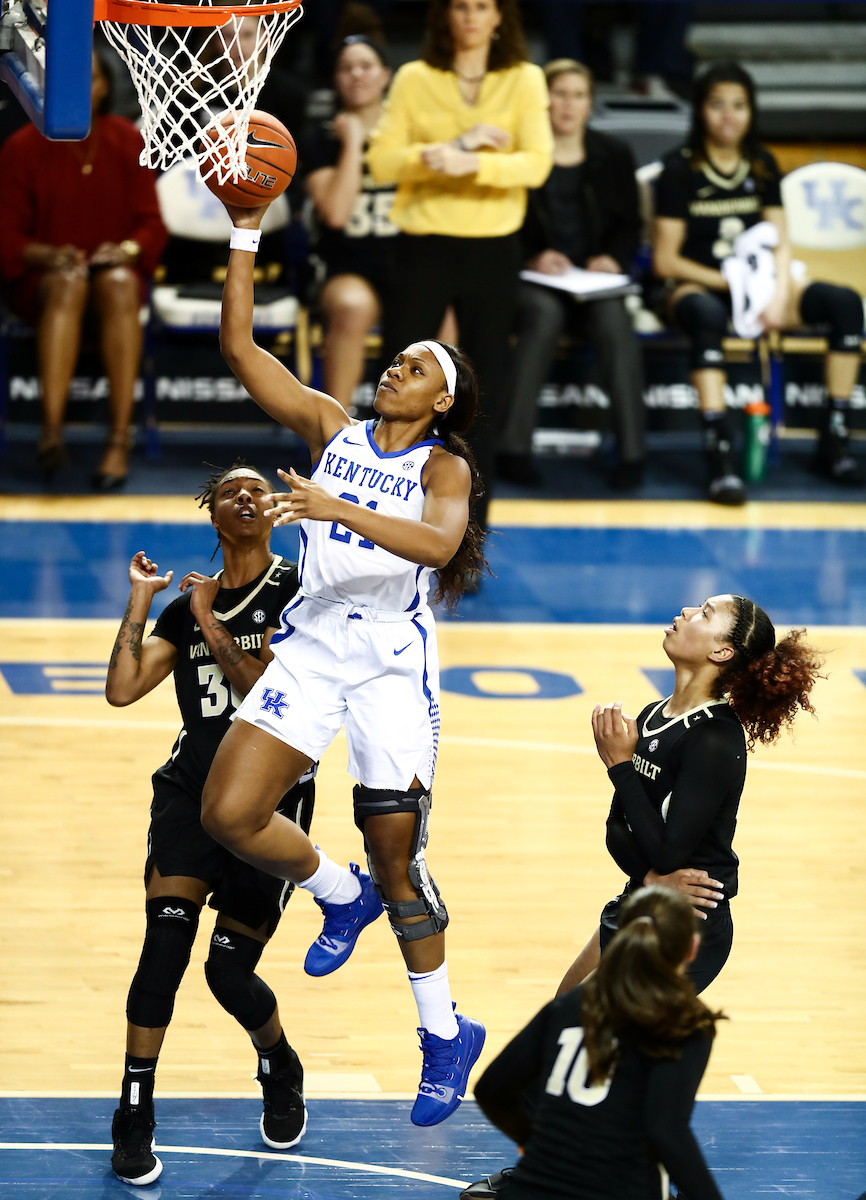 OGECHI ANYAGALIGBO.

Kentucky women's basketball beats Vandy, 77-55.

Photo by Elliott Hess | UK Athletics
