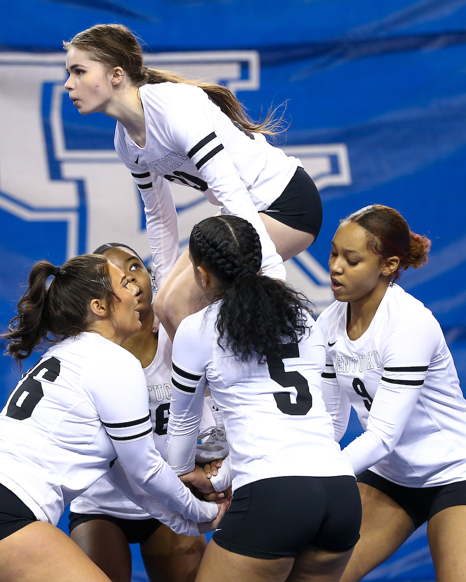 Gabbi Freeman.

Kentucky Stunt blue and white scrimmage. 

Photo by Abbey Cutrer | UK Athletics
