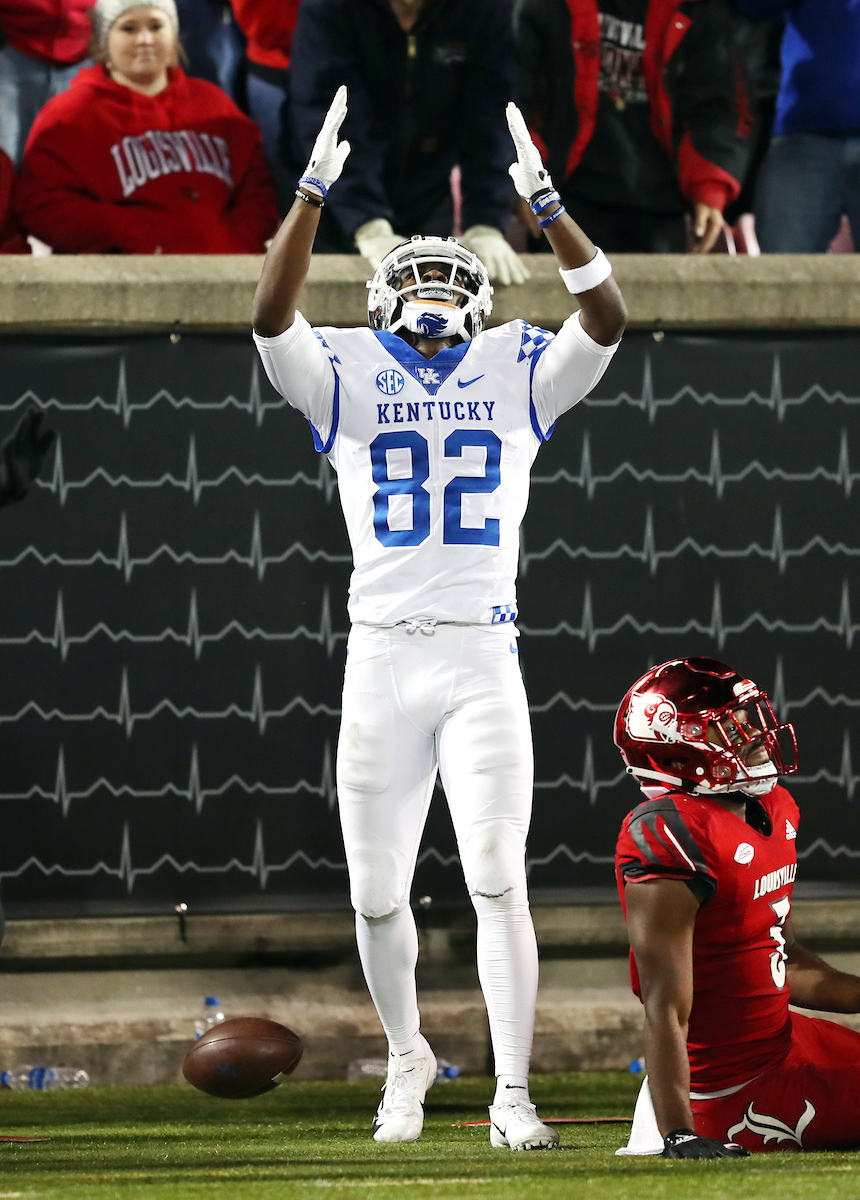 Josh Ali

UK football beats Louisville 56-10 at Cardinal Stadium. 

Photo by Britney Howard  | UK Athletics