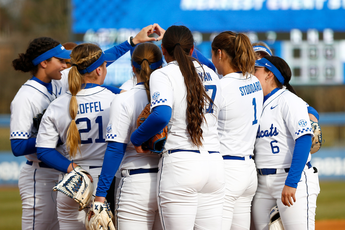 Kentucky-Michigan Softball Photo Gallery