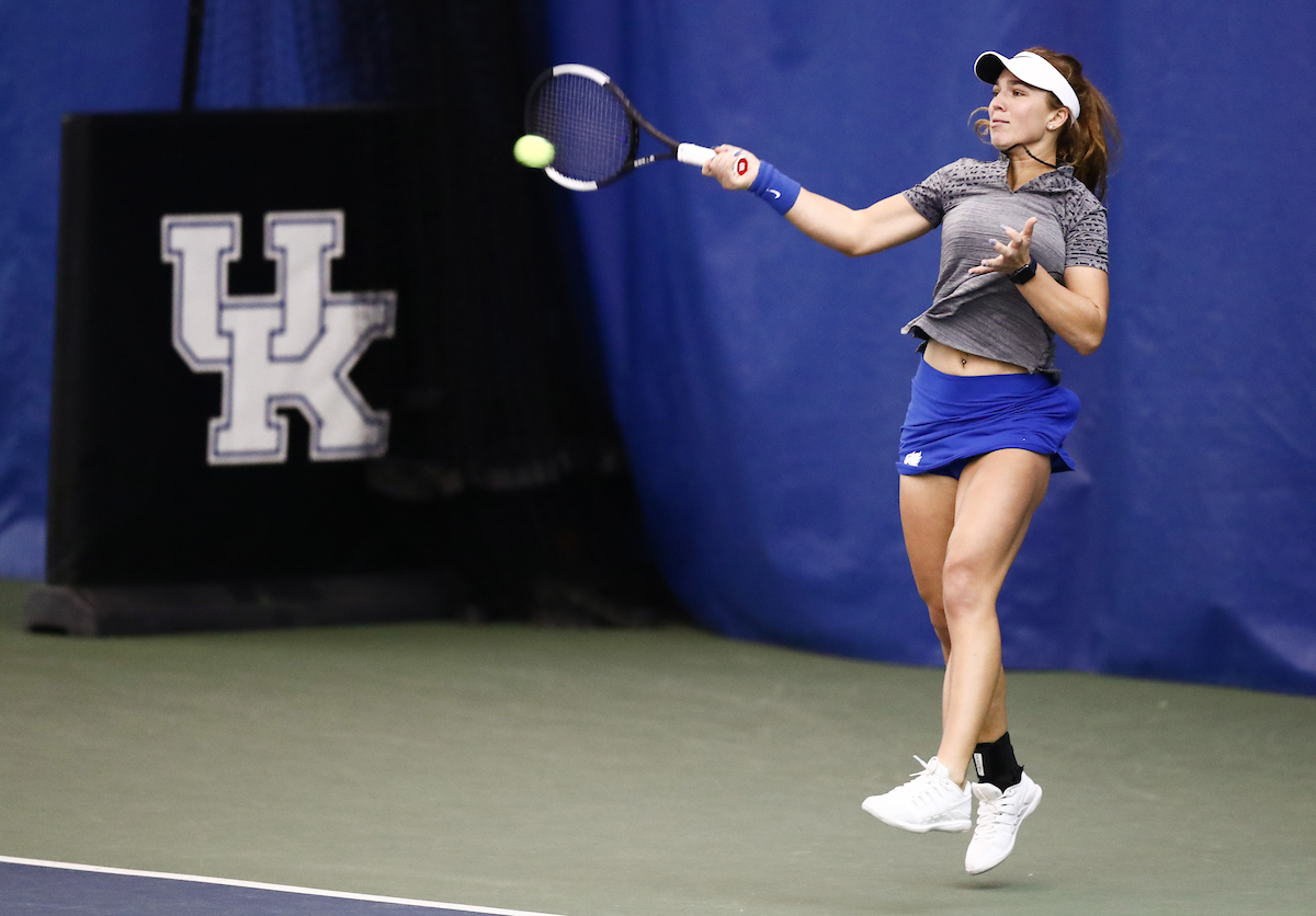 AKVIL? PARA?INSKAIT?.

The University of Kentucky women's tennis team host Marshall. 


Photo by Elliott Hess | UK Athletics