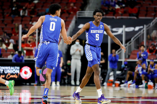 Jacob Toppin. Terrence Clarke.

Kentucky loses to Louisville 62-59.

Photo by Chet White | UK Athletics