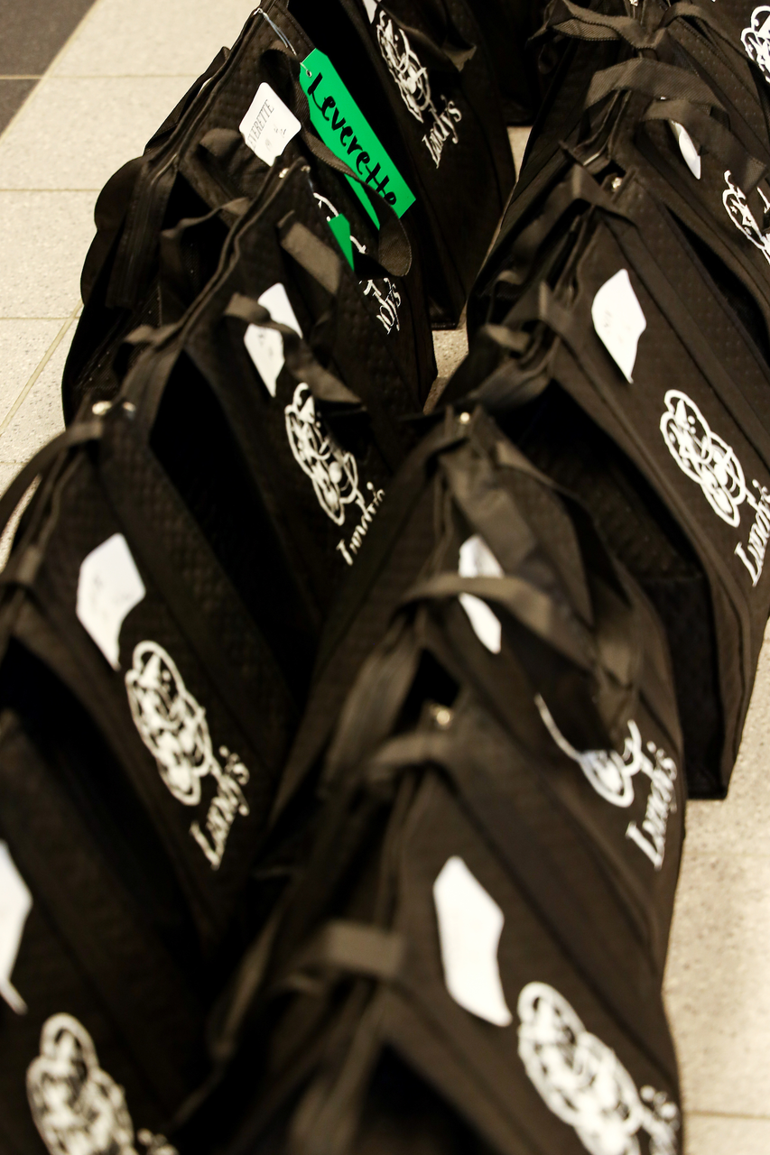 Kentucky men's basketball gives back for the holidays.

Photo by Eddie Justice | UK Athletics