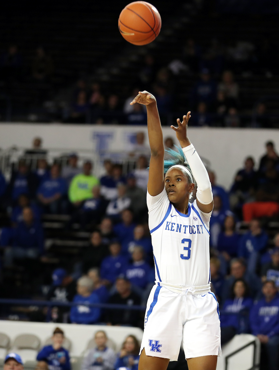 Keke McKinney

The UK women's basketball team falls to Texas A&M on Thursday, November 28, 2019.

Photo by Britney Howard | UK Athletics