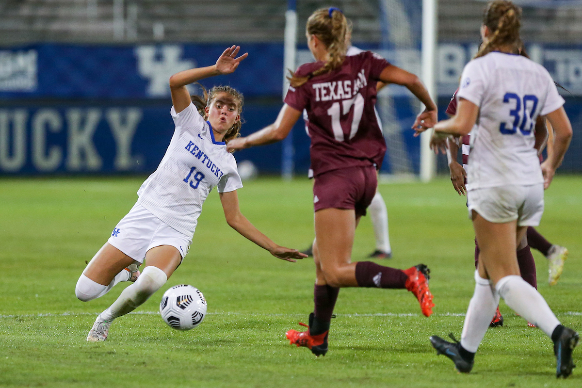 Sarah Makoben-Blessing.

Kentucky loses to Texas A&M 3 - 0.

Photo by Sarah Caputi | UK Athletics