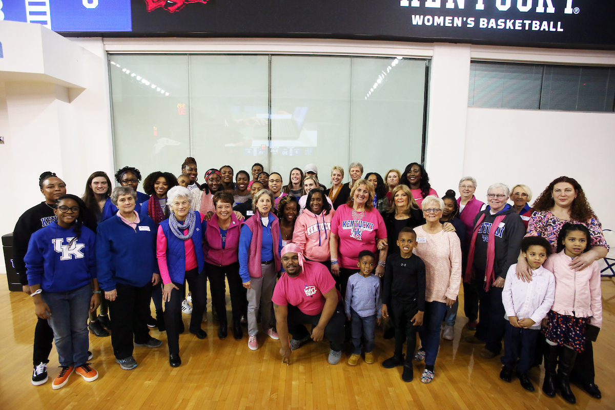 Alumni game

The UK Women's Basketball team beat Arkansas.
Photo by Britney Howard | UK Athletics