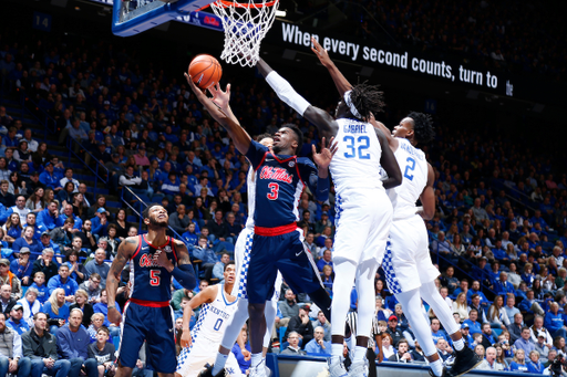 Defense. Wenyen Gabriel.

The University of Kentucky men's basketball team beat Ole Miss 96-78 on Tuesday, February 28th, 2018, at Rupp Arena in Lexington, Ky.

Photo by Chet White | UK Athletics