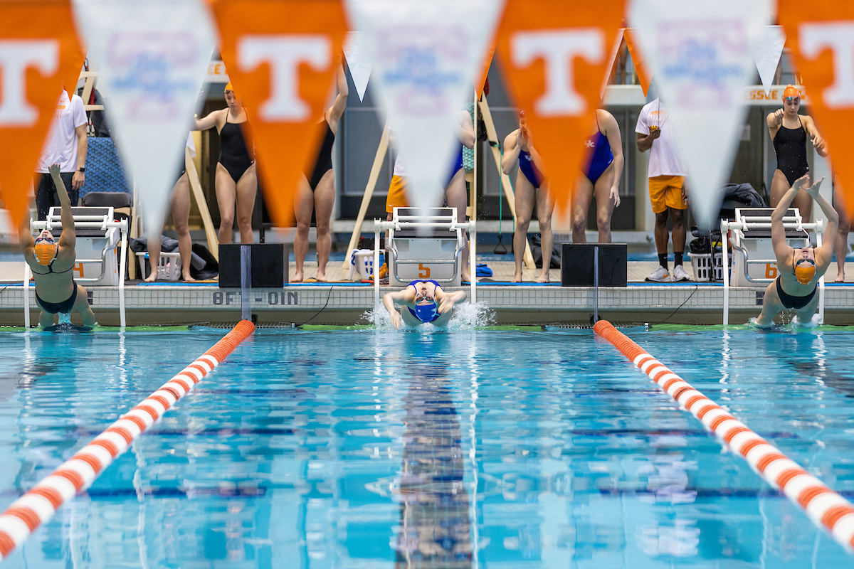 Kentucky Loses to Tennessee, 178.5-121.5

Photo by Grant Lee | UK Athletics