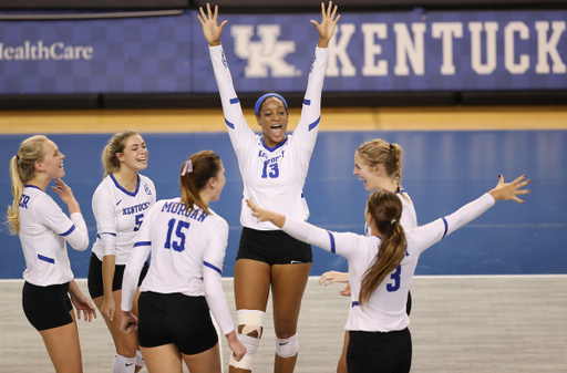 Team.

Kentucky beats Missouri, 3-1.


Photo by Elliott Hess | UK Athletics