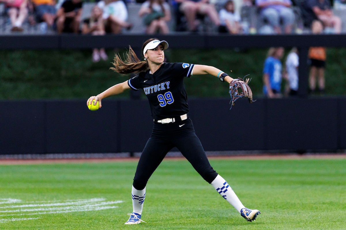 Kentucky-Tennessee Sunday Softball Photo Gallery