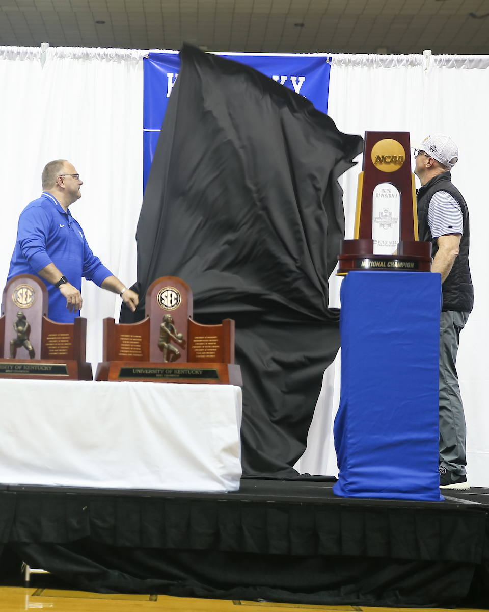 Craig Skinner.Kentucky Volleyball returns from winning NCAA ChampionshipPhoto by Grant Lee | UK Athletics