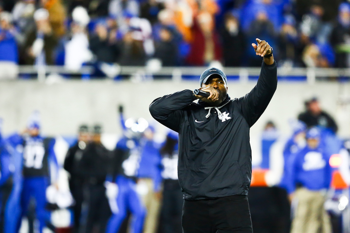 Announcer.

Kentucky falls to Tennessee 17-13.

Photo by Hannah Phillips | UK Athletics