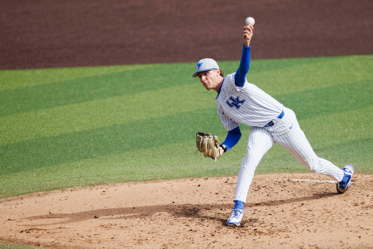 Tyler Bell, Ben Cleaver Earn Preseason All-SEC Honors