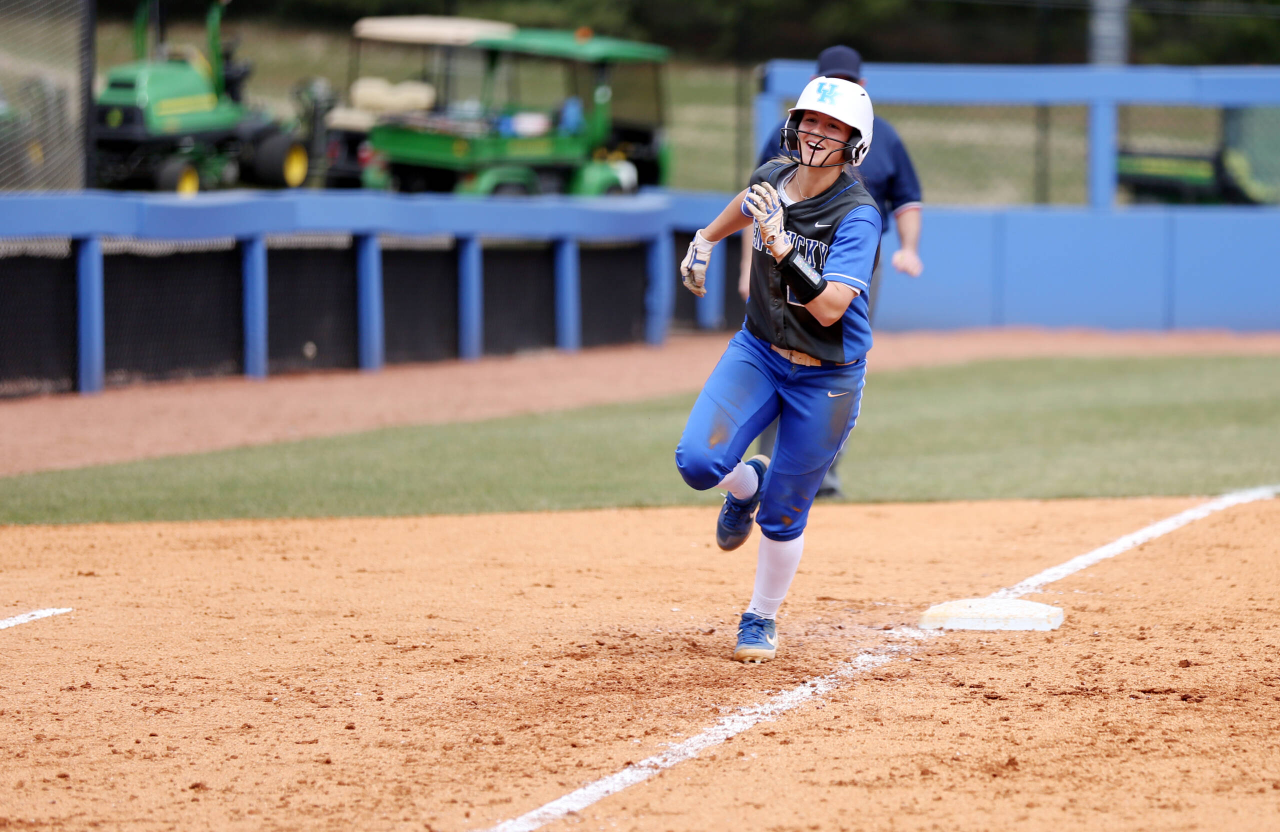 Katie Reed

The UK softball team beat Syracuse 13-0 on Wednesday, March 13, 2019.

Photo by Britney Howard | UK Athletics