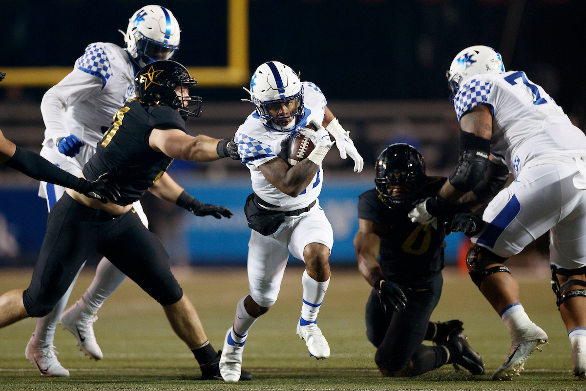 Chris Rodriguez Jr.

Kentucky beats Vandy, 34-17.

Photo by Elliott Hess | UK Athletics